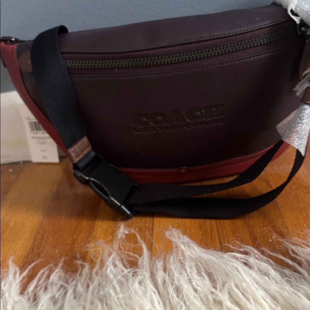 Coach Men's Burgundy and Red Leather Belt Bag - Picture 9 of 10